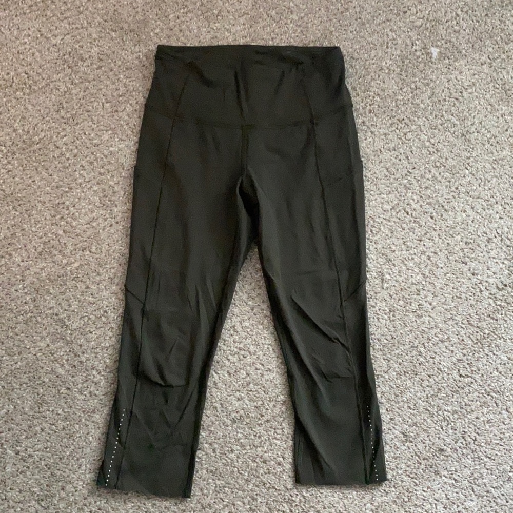Military Green Cropped Pant